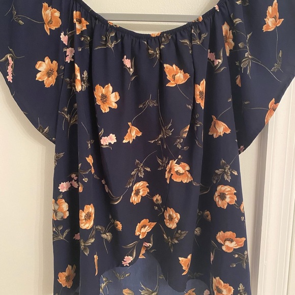 Off the Shoulder Top - Picture 2 of 5